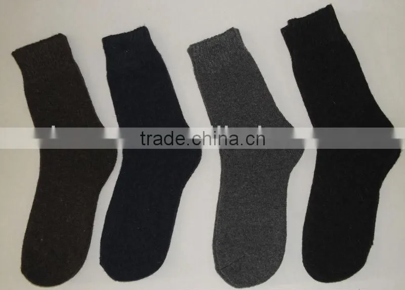Knitted rabbit wool socks for men