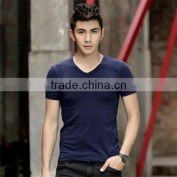 mens flocking printing v neck type t shirt