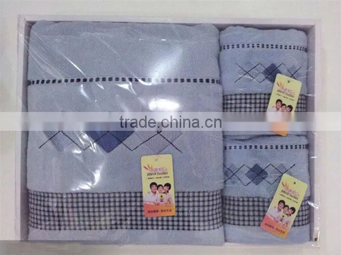 Promotiaon fashion lace design 3pcs bath towel set in gift box/gift set