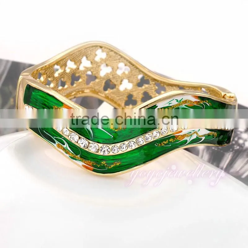 Latest vogue design copper fashion resin bangle