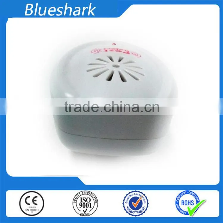 Eco-friendly ultrasonic mole repeller