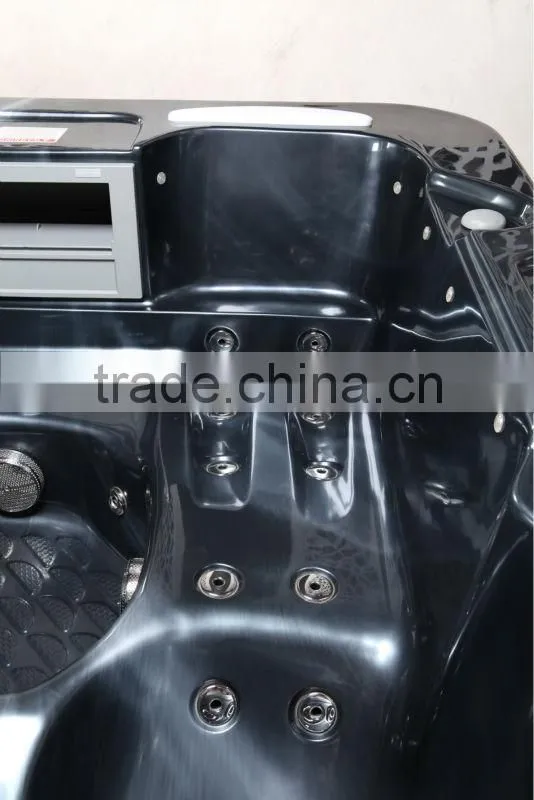 Factory wholesale made in china high quality freestanding fibreglass reinforcement 3 person spa product