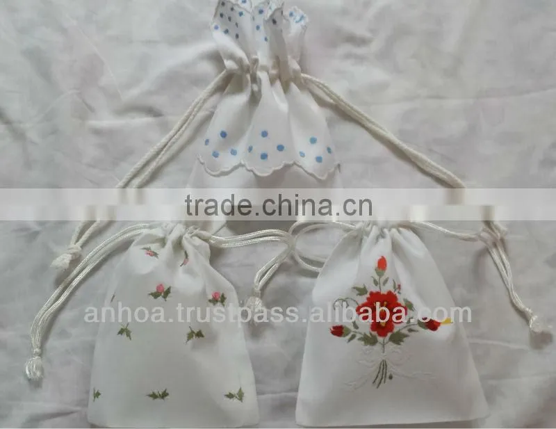 Hand embroidery laundry bag