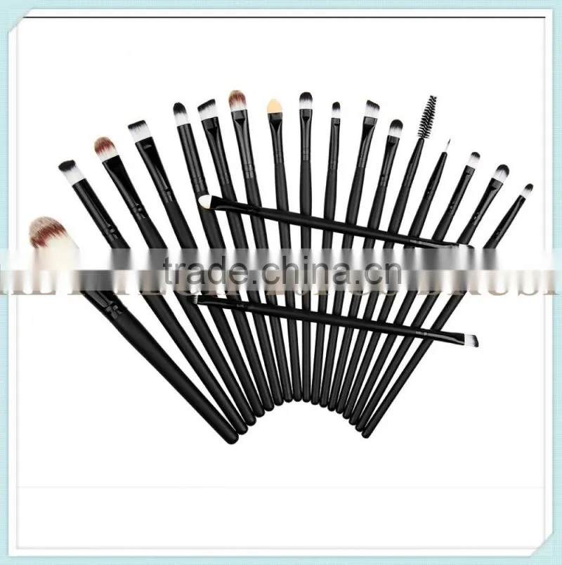 Brand New Makeup brush 15 Pcs Set Powder Foundation Eyeshadow Eyeliner Lip Cosmetic Brushes