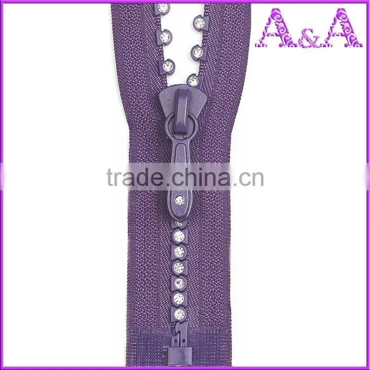 wholesale diamond zipper with diamond teeth different color and size