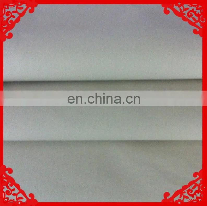 2015 fashion latest yarn dyed pattern flat oxford cotton white or black soild fabric