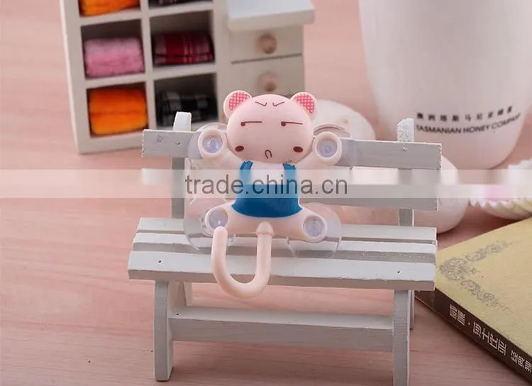 Novelty Plastic Suction Cups Hooks For Hanging 2Pcs/Set