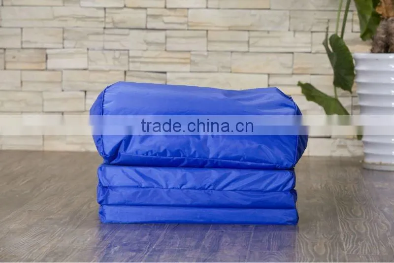Folding beach chair