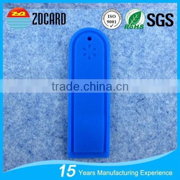 Temperature-resistance Washable LF/HF/UHF RFID Laundry Sticker