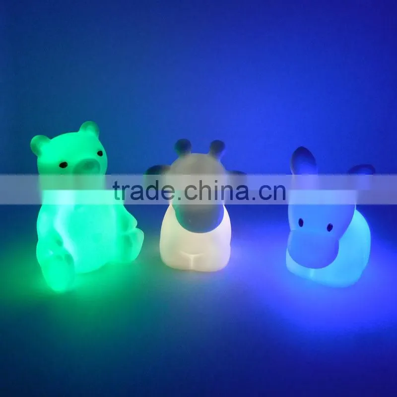 Plastic Honey Bear Plastic Electronic Toys Pvc Vinyl Wild Animal Toy Led Light Bear Toys