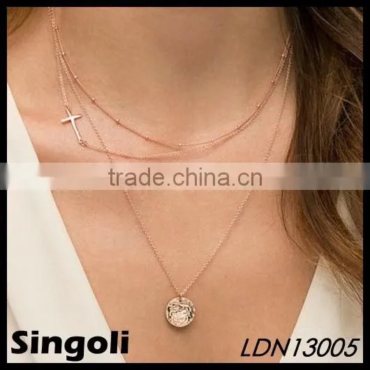 Tiny Horsehoe Necklace Delicate Chain in 14k Gold Fill, Rose Gold Fill Dainty Horseshoe Necklace