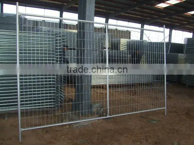 Cheap galvanized temporary fencing, concrete filled block temporary fence base