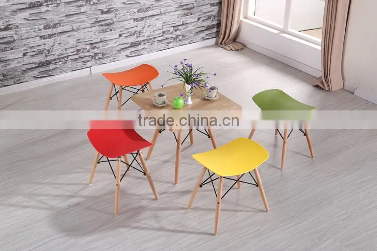Simple design cheap manufacture wood peg stool