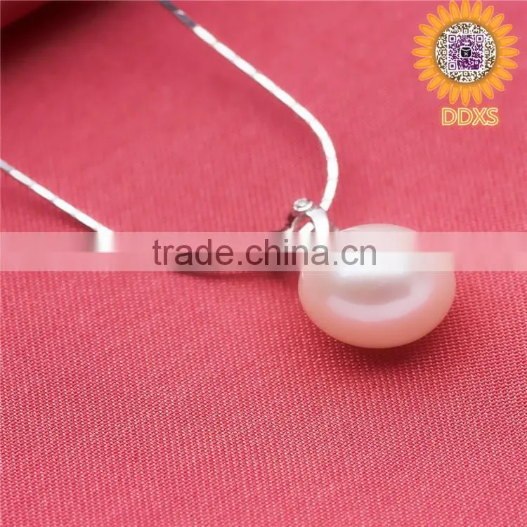 custom wholesale fashion cheap shell pearl pendants for jewelry making