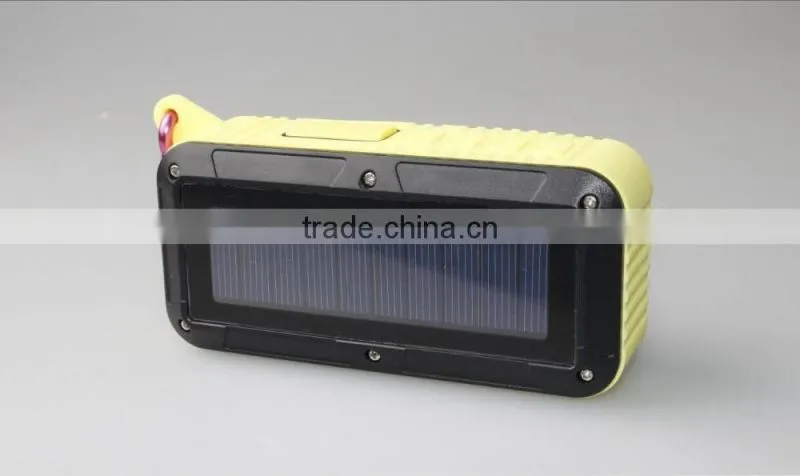 Factory Direct Outdoor Hook Style Waterproof Solar Recharheable Wireless Bluetooth Speaker