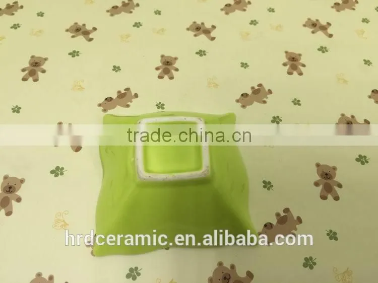 Stocked Porcelain ceramic kitchenware plate dish