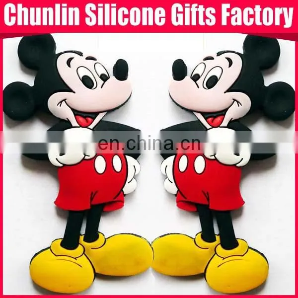 Fashion gifts promotion 3 d pvc keychain with Canada flag