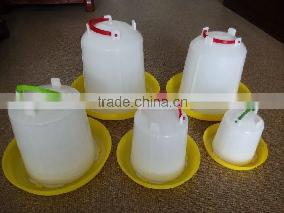 poultry plastic feeders and drinkers