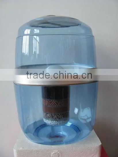 Family use mineral dispenser purifier water purifier