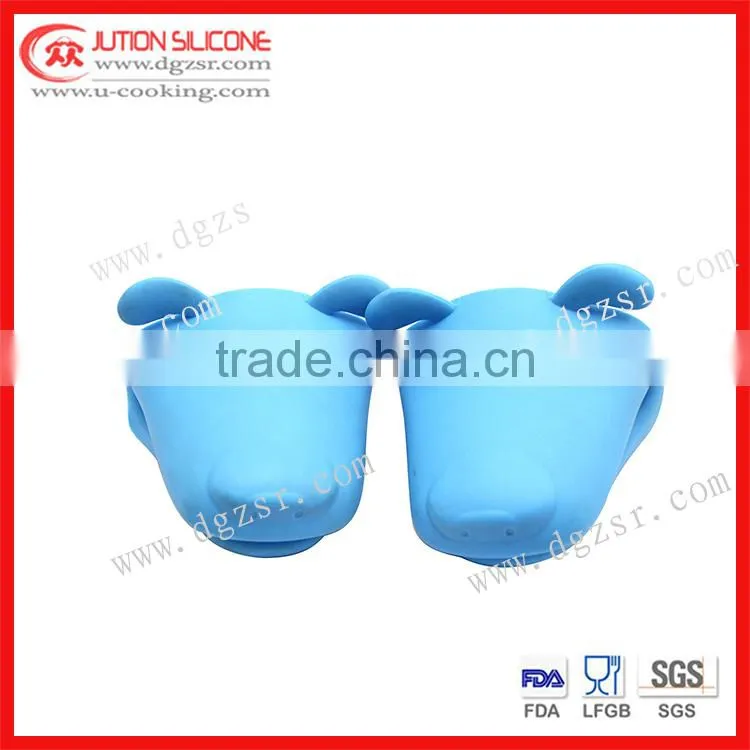 Heatproof silicone insulation glove