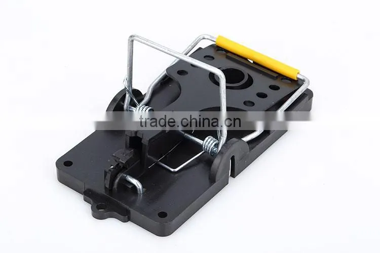 Can accurate triggering ABS plastic mouse trap with sanitary rodent disposal