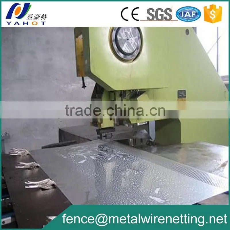 Automatic Perforated Machine Steel and Plastic Hole Punching Machine