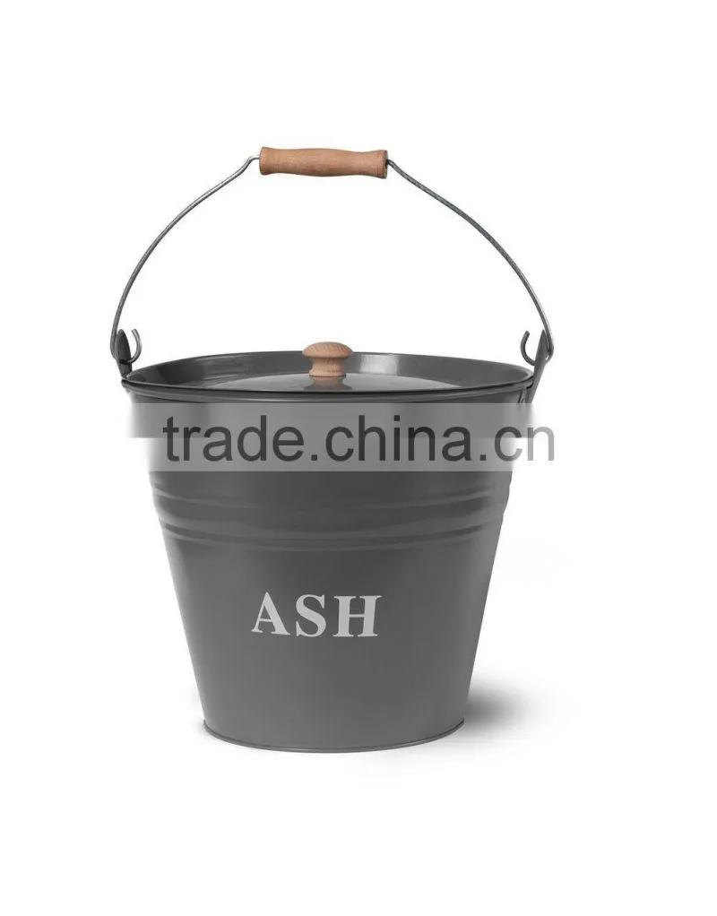 Metal Coal Bucket / Coal Hod With a shovel/ Ash Holder