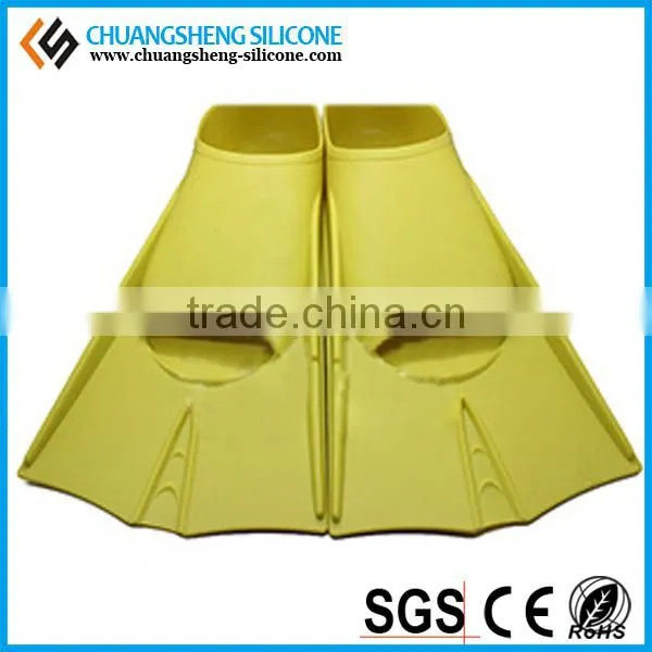 Hotselling yellow silicone mermaid tail swim shoes from China manufacture