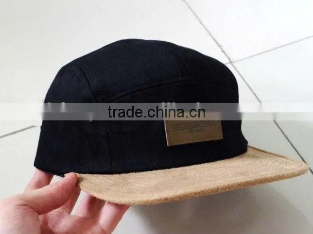 Wool blen and suede flat brim leather patch 5 panel cap