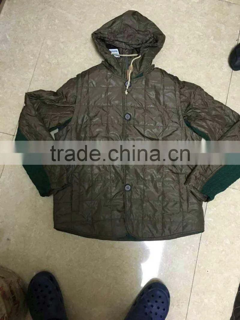 mens down jacket high quality Export Middle east warm and wearbale anti-eletricity comfortable guanghzou warehouse stock 2017