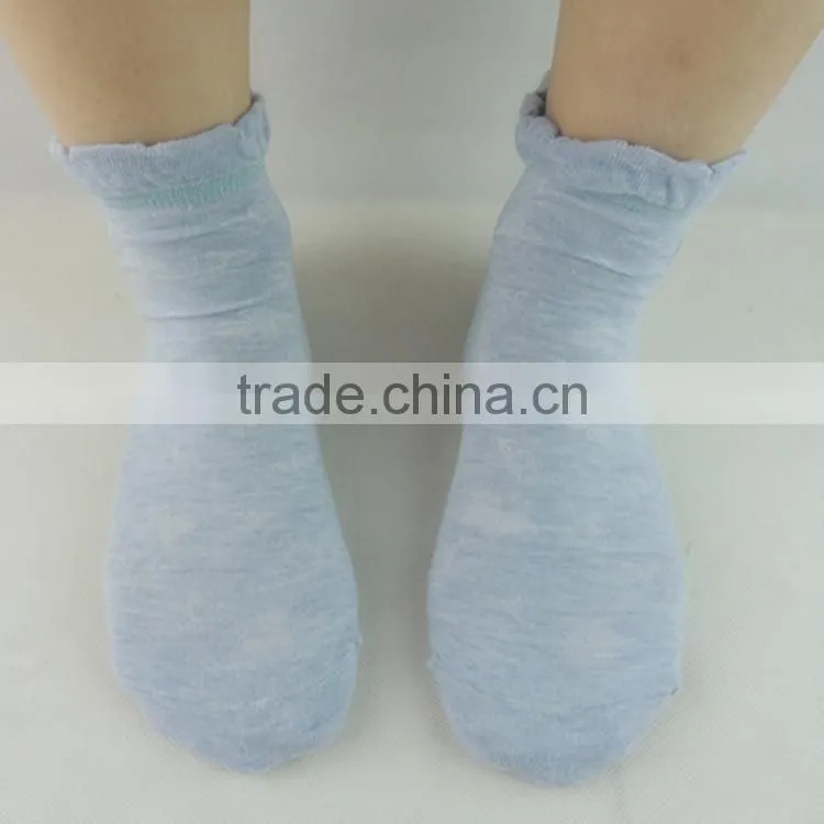 Fashion Design Women Lace Boat Socks