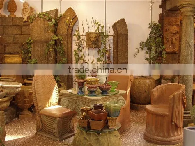 archaistic flower pots