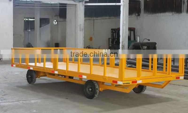 Transport flatbed trailer