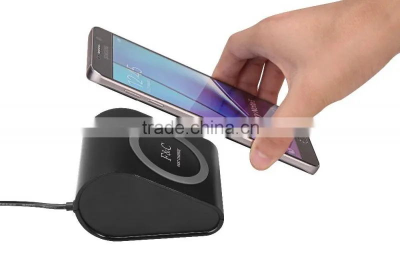 Universal Mobile Phone Anti-slip Wireless Charger Pad Power Bank