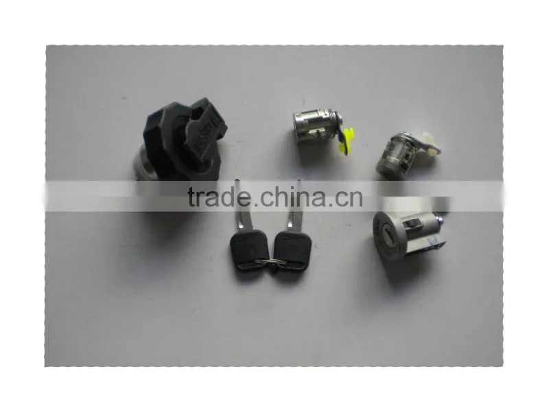 Kairui auto complete cylinder lock broad body Renren JMC QINGLING pick up truck spare parts