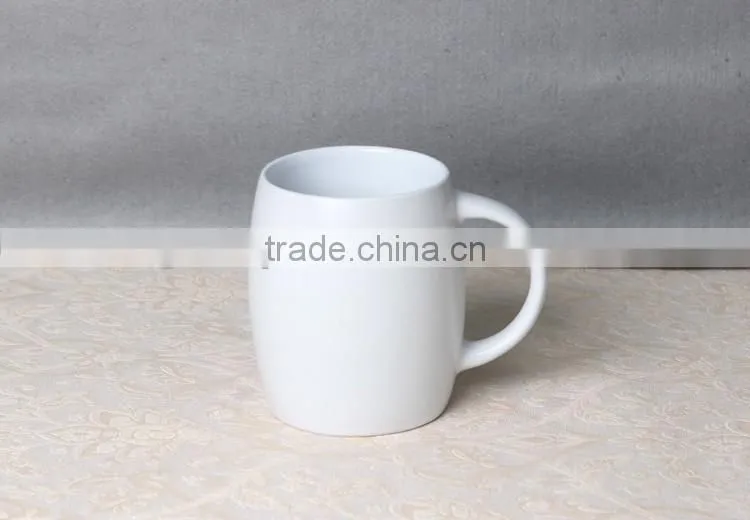 China manufucture unique ceramic beer white mug wholesale