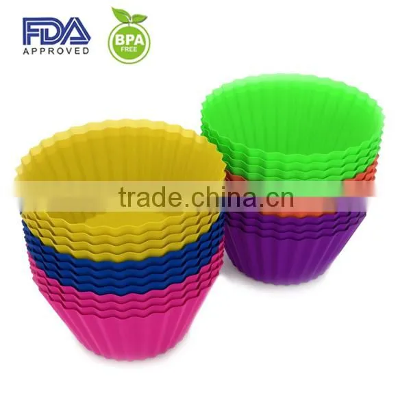 Silicone Baking Cups / Muffin Molds - 12 Reusable Cupcake Liners in Storage Container