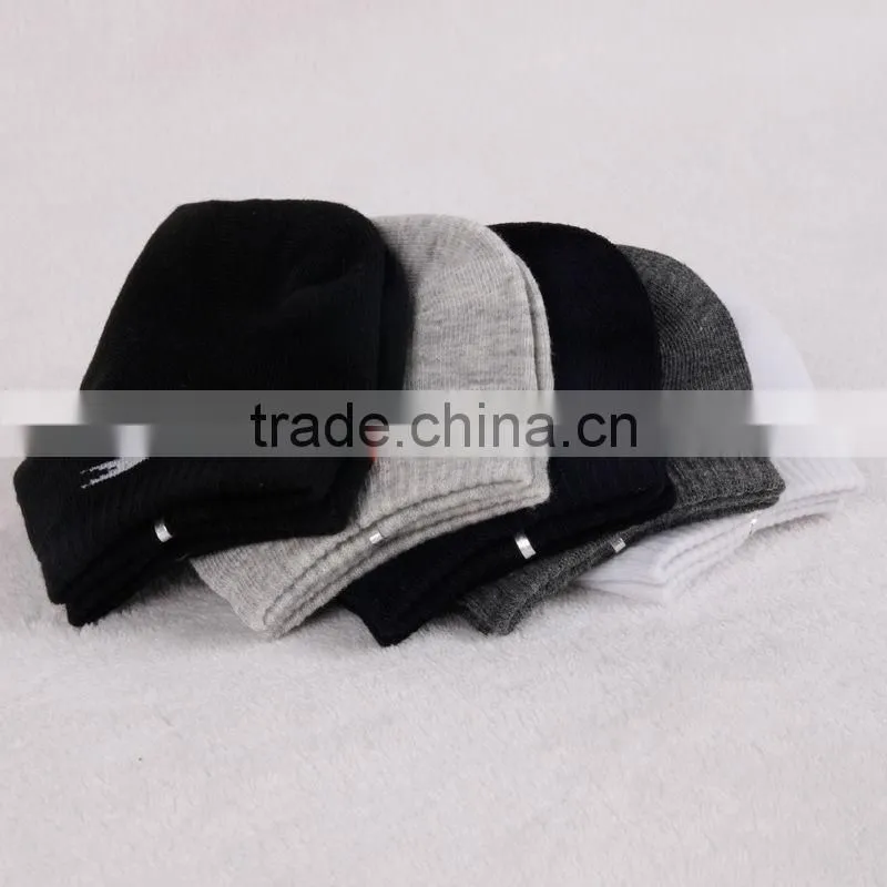 High sweat absorbent man's walking socks