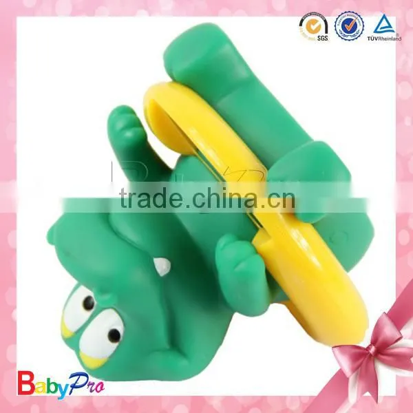 2015 Wholesales Green Crocodile Shape Baby Bath Thermometer