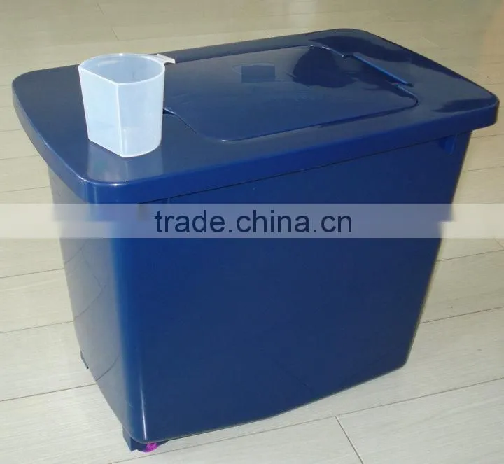 Hot Sale 12kg 30L plastic pet food storage container