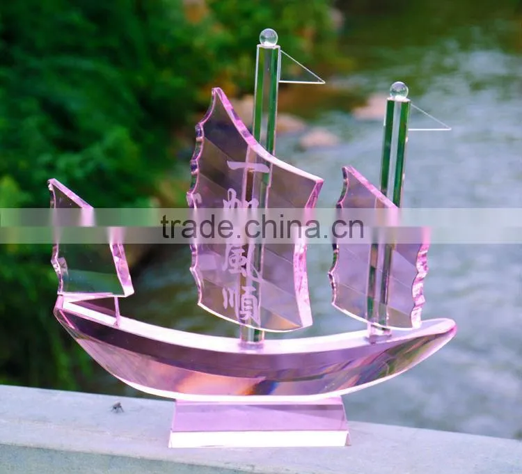 Optical Glass Pink Crystal Boats For Sovenir Gifts