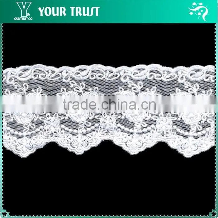 Width 14.0 Centimeter Flora White Cotton Trimming Lace
