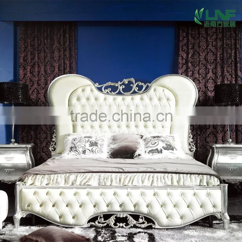 Luxury royal France style antique type bedroom furniture set Bed Bedside table Wardrobe Dressing table Bench Royal Chair Commode