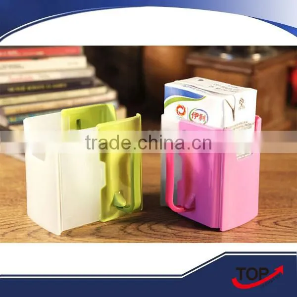 2016 plastic folding and adjustable beverager& milk box holder