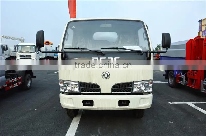 capacity 4000l-5000l 4X2 vacuum sewage tank trucks in china