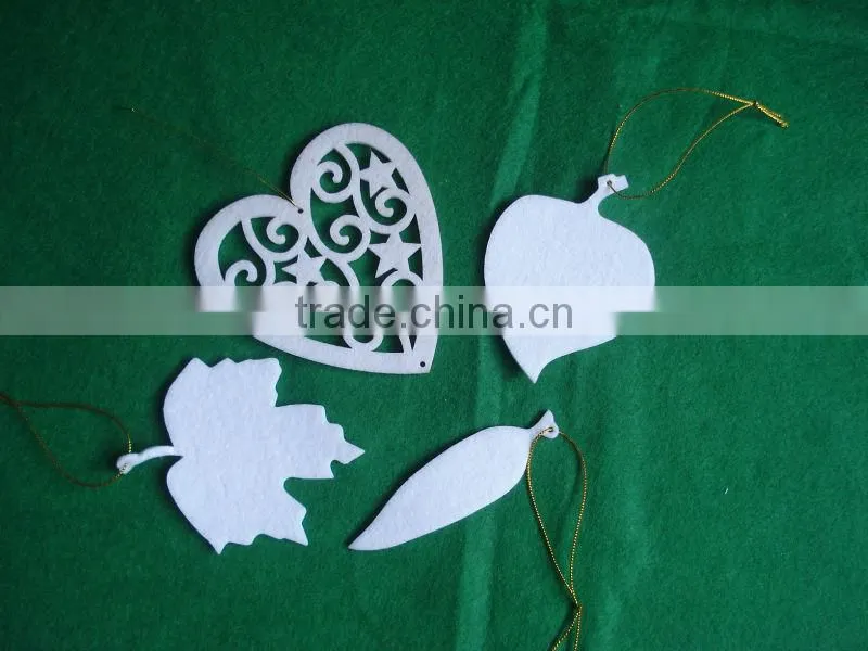 #14051136 China factory directly selling eco-friendly craft keychain made of felt material