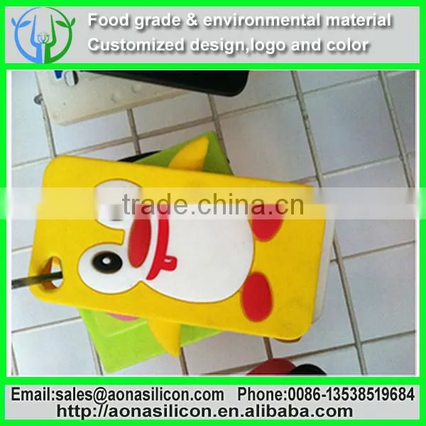 silicone penguin shape case for iphone 6 and plus 6