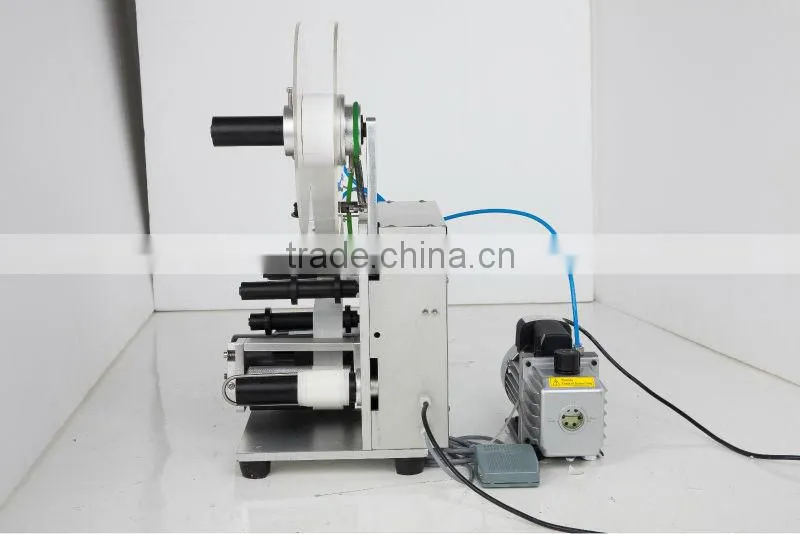 MT-60 semi-automatic applicator for bottles