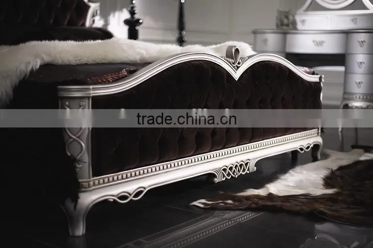 luxury royal France style antique type couple bedroom furniture set Bed Bedside table Wardrobe Dressing table Bench Royal Chair