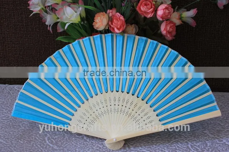 The existing wedding bamboo fan